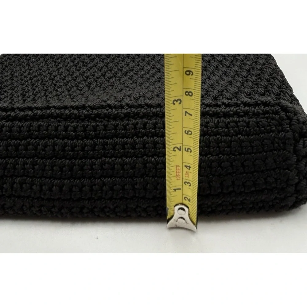The Sak sak medium
